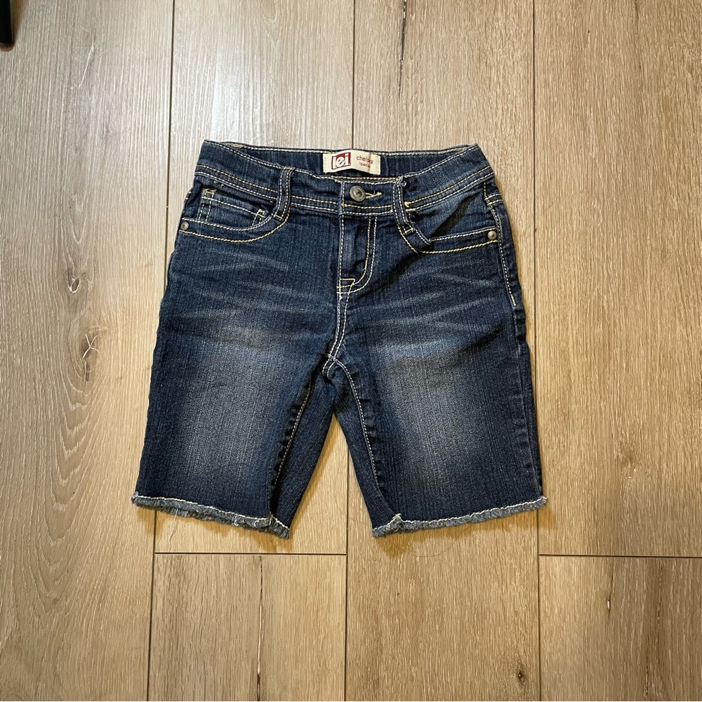 Y2K Lei Chelsea Low Rise Denim Jean Shorts Girl 8 Grunge Frayed Hem Bermuda